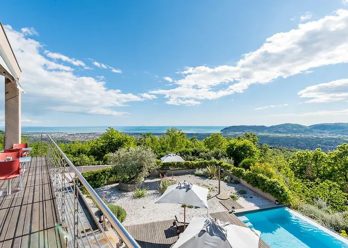 Casa Colleverde Bed and Breakfast 4*